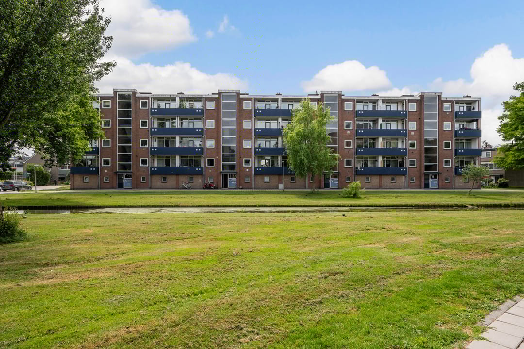 Photo 1 of Admiraal Trompstraat 31