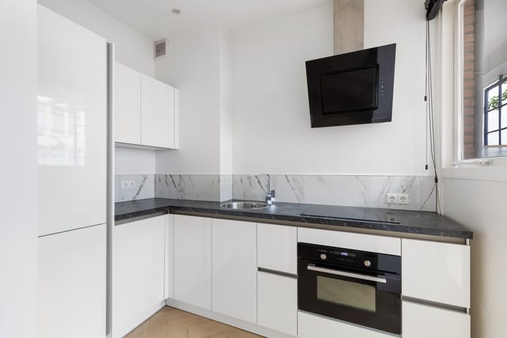 Photo 3 of Oude Binnenweg 48-A