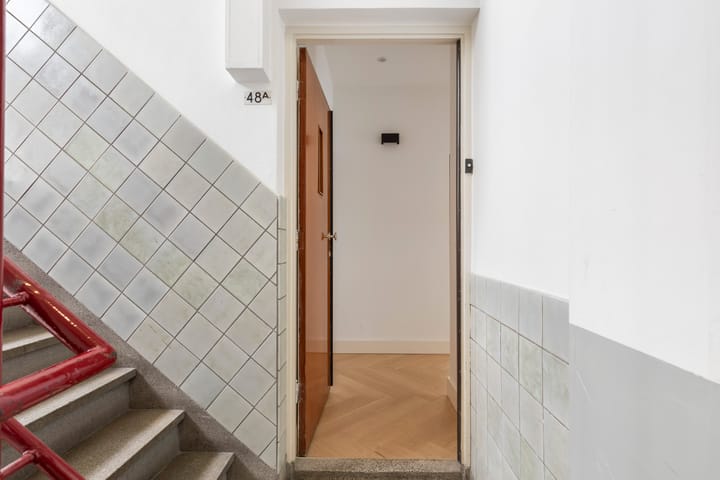 Photo 39 of Oude Binnenweg 48-A