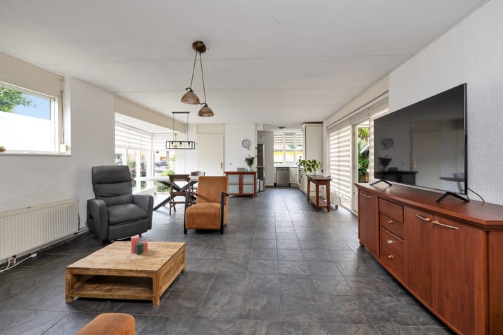 Foto 6 van Leeuwstraat 84