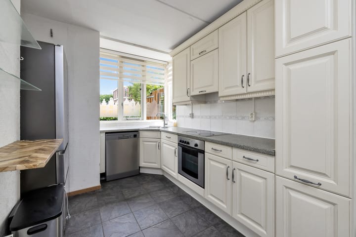 Foto 11 van Leeuwstraat 84