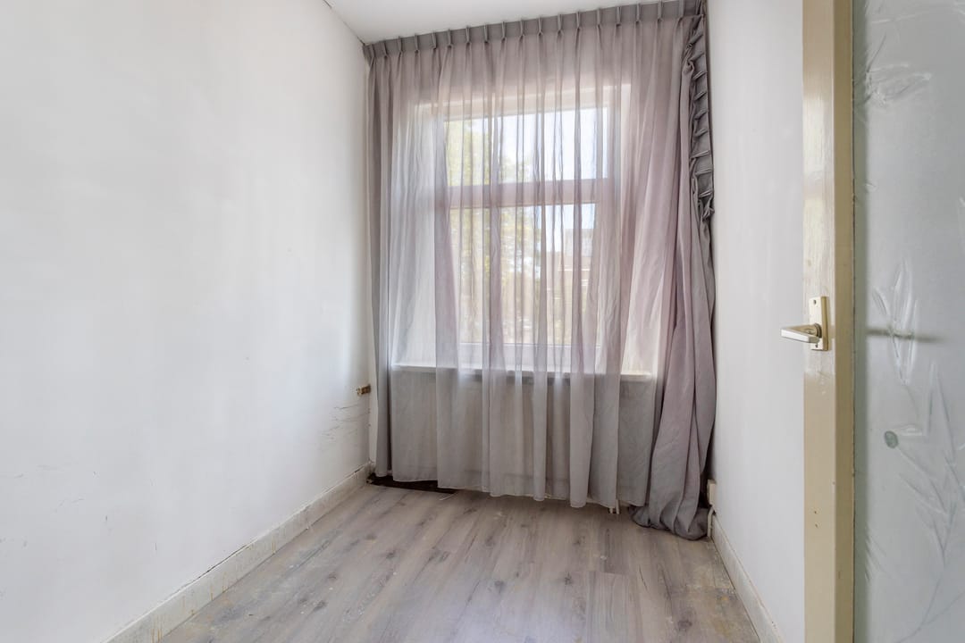 Photo 13 of Ledeganckplein 31