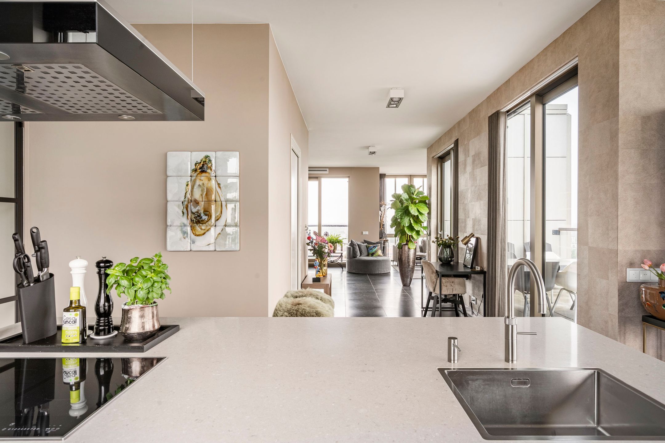 Foto 27 van Hofplein 94