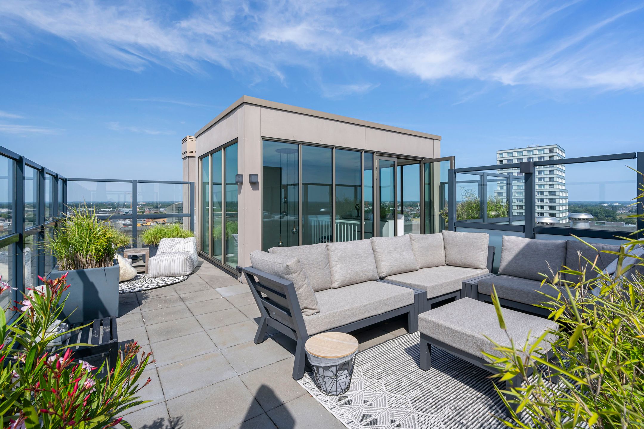 Foto 3 van Hofplein 94