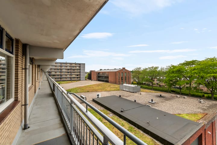 Foto 7 van Chopinplein 119