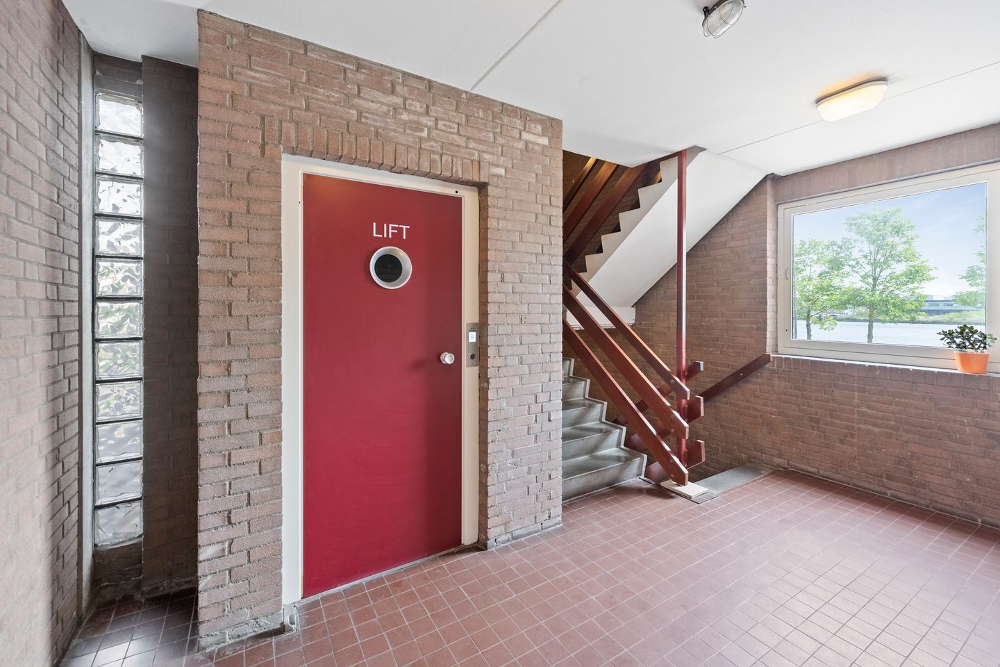 Foto 5 van Spaarndamseweg 386-0011