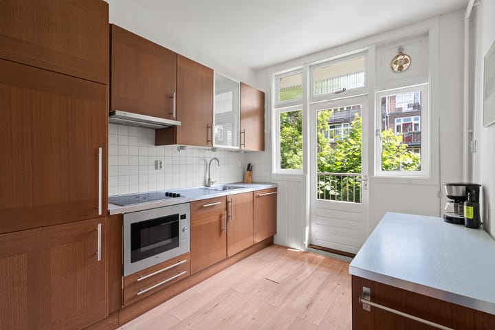 Foto 3 van Van Nideckstraat 30-A01