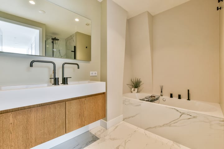 Foto 17 van Roompotstraat 8-2