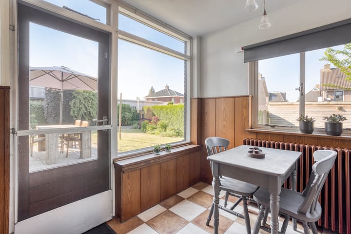 Foto 14 van Edmundus van Dintherstraat 8