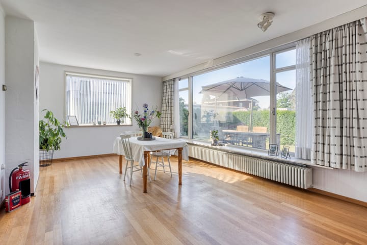 Foto 10 van Edmundus van Dintherstraat 8