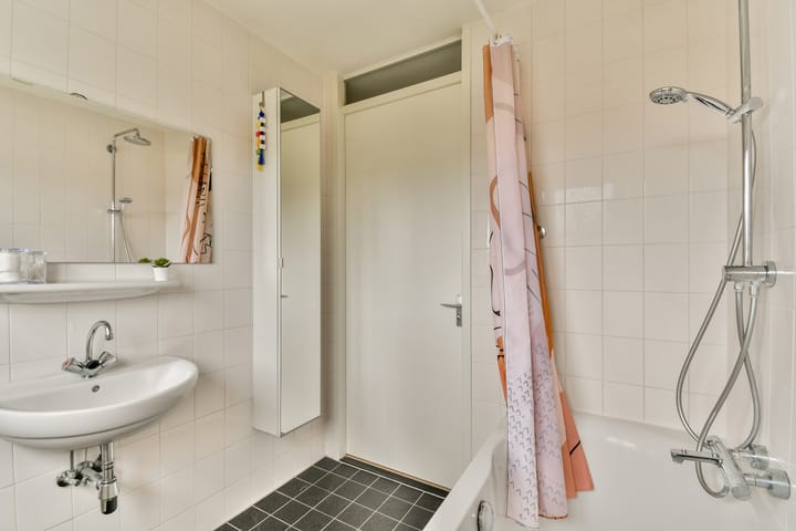 Photo 18 of Lumièrestraat 107