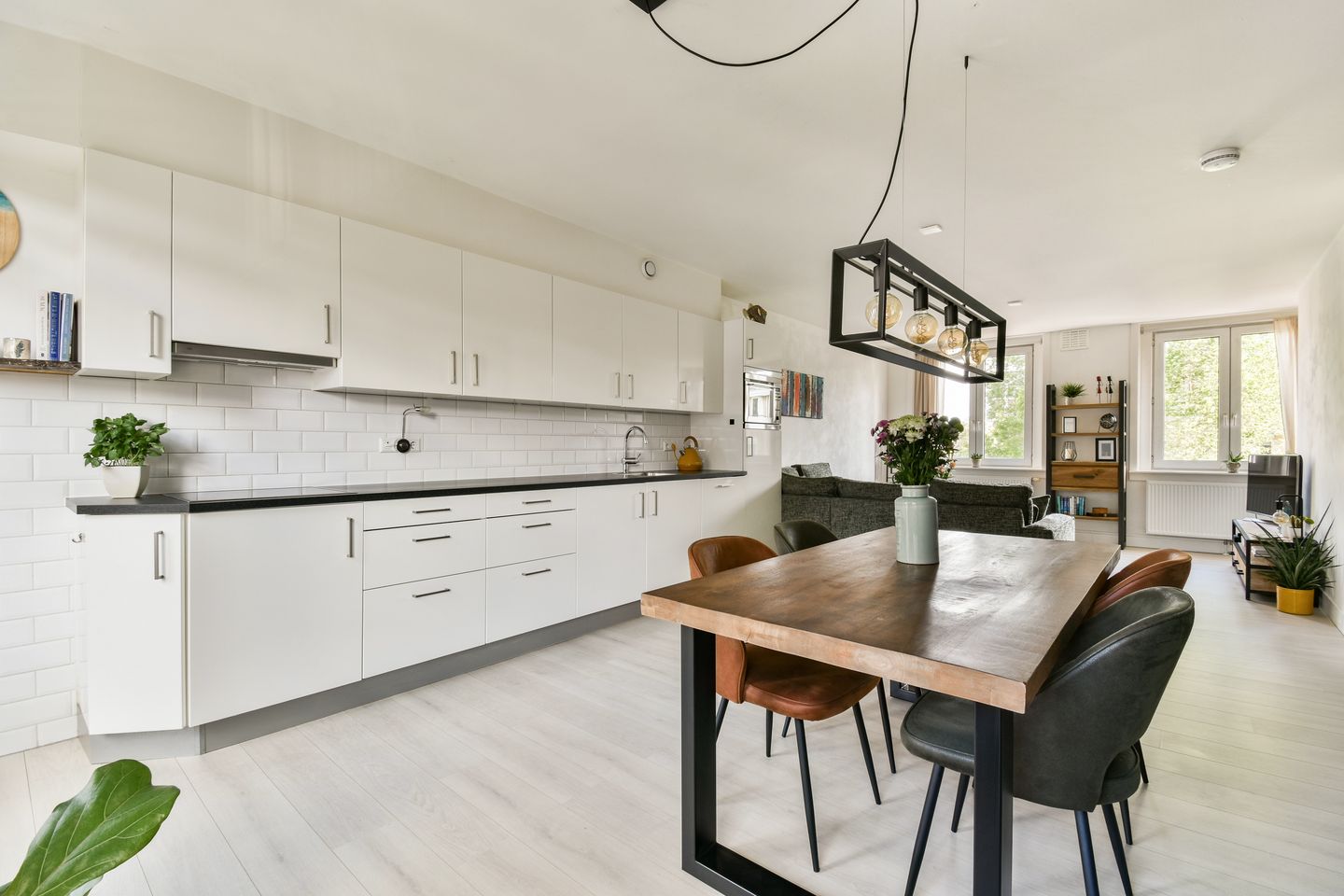 Photo 10 of Javastraat 166-3