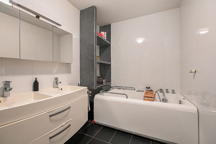 Photo 31 of Miamihof 57