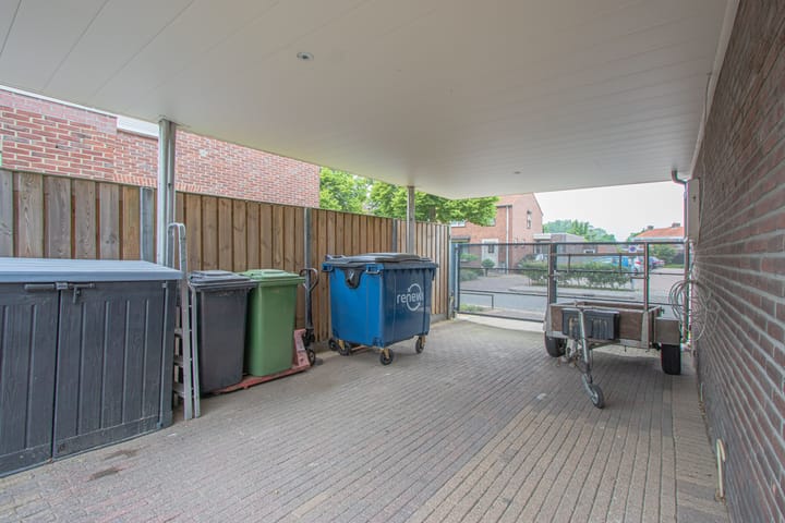 Foto 30 van Bernhardstraat 12