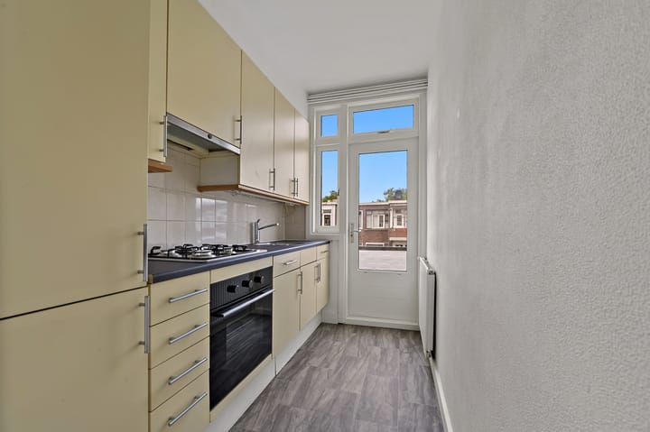 Foto 10 van Velpsestraat 179