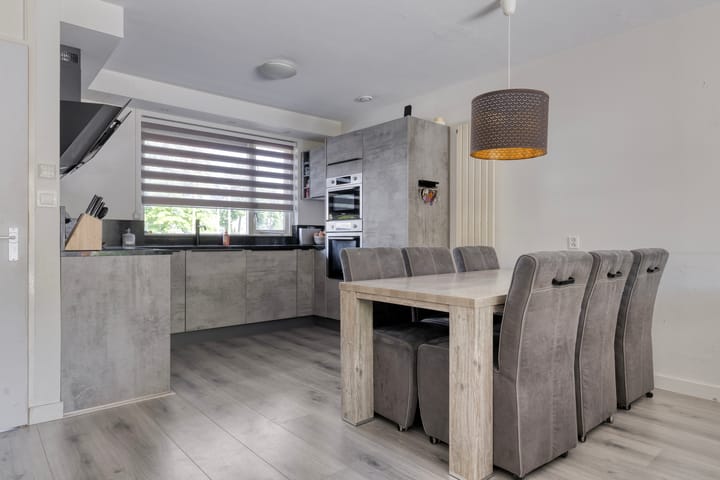 Foto 8 van Bizetstraat 1