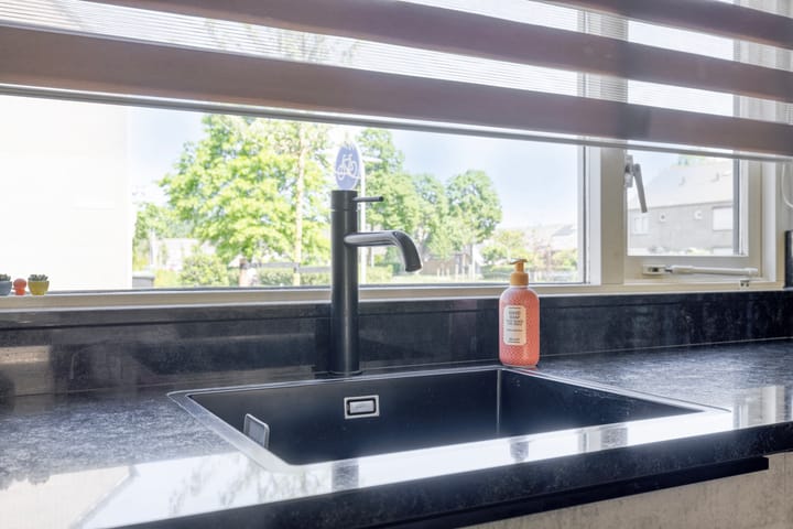 Foto 11 van Bizetstraat 1