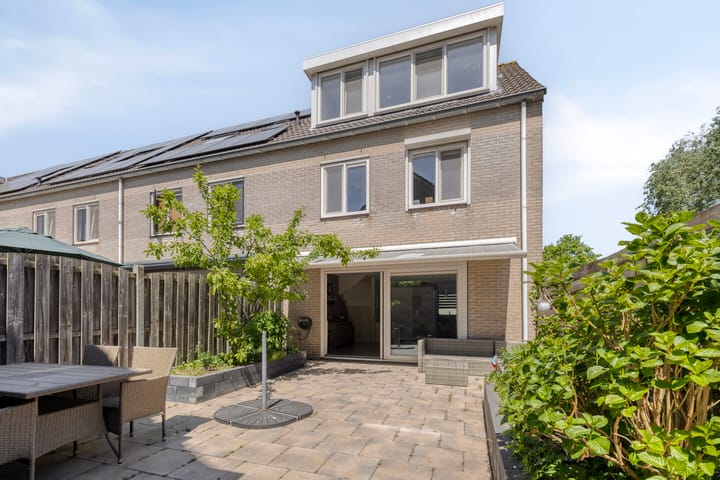 Foto 26 van Bizetstraat 1