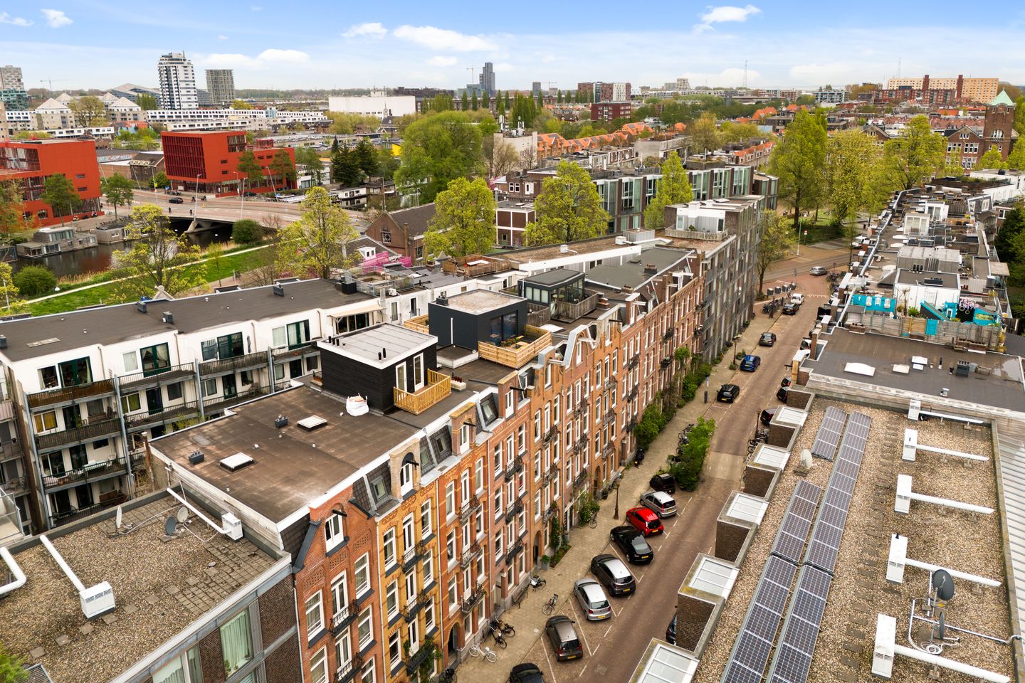 Foto 25 van Delistraat 15-4