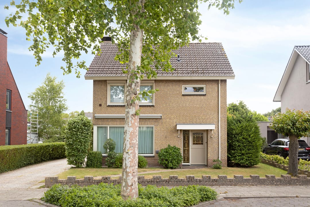 Photo 2 of Marterstraat 18