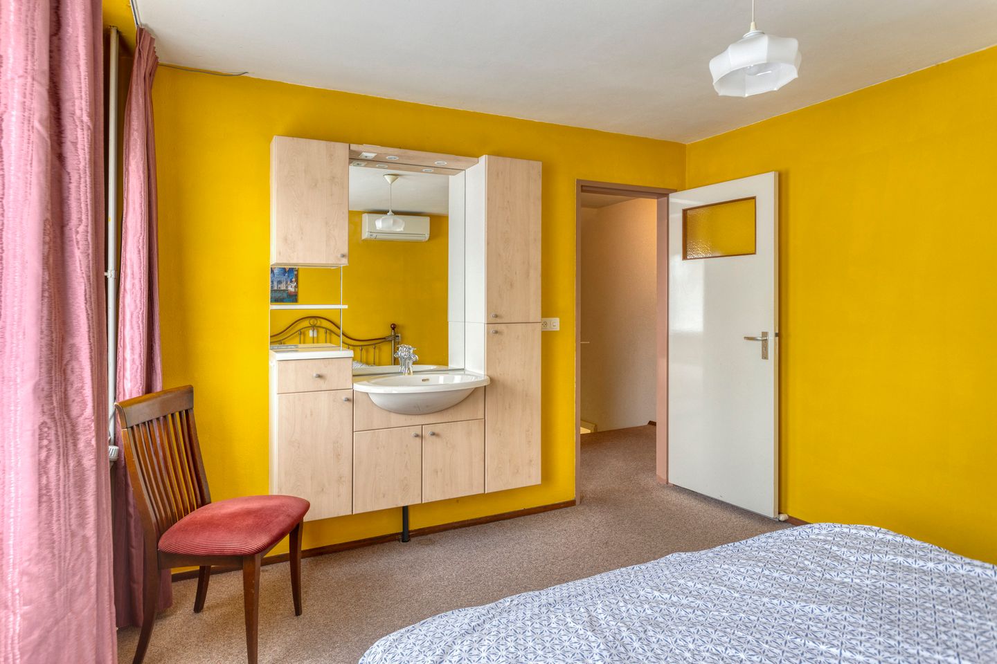 Photo 25 of Marterstraat 18