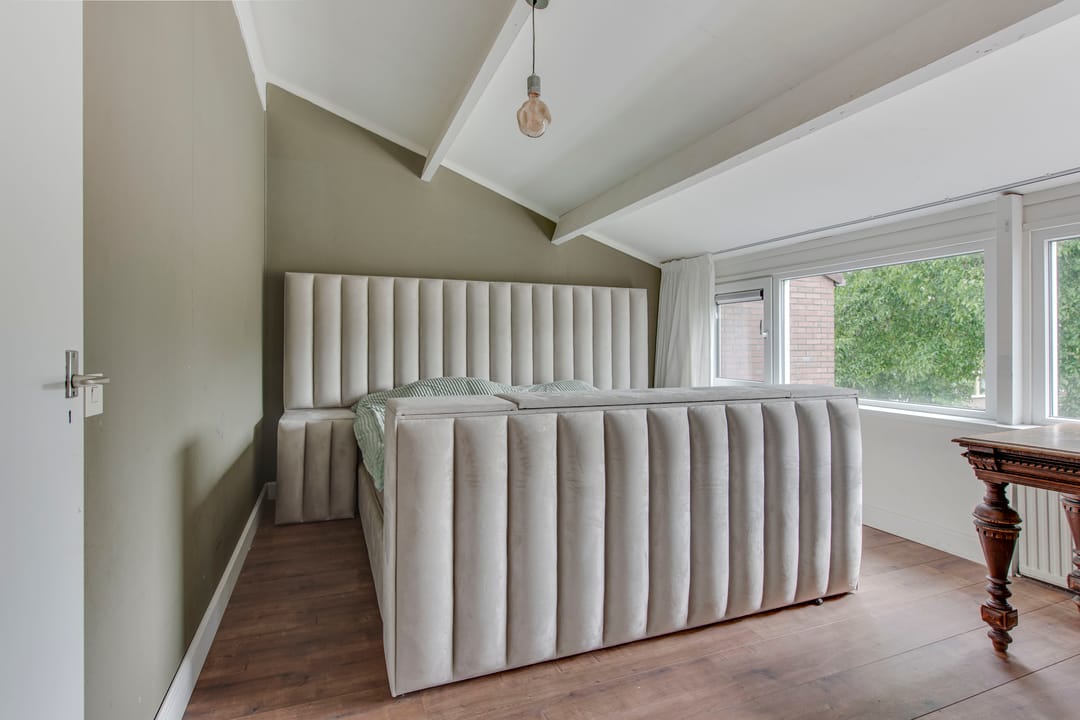 Foto 37 van Schepenen 97