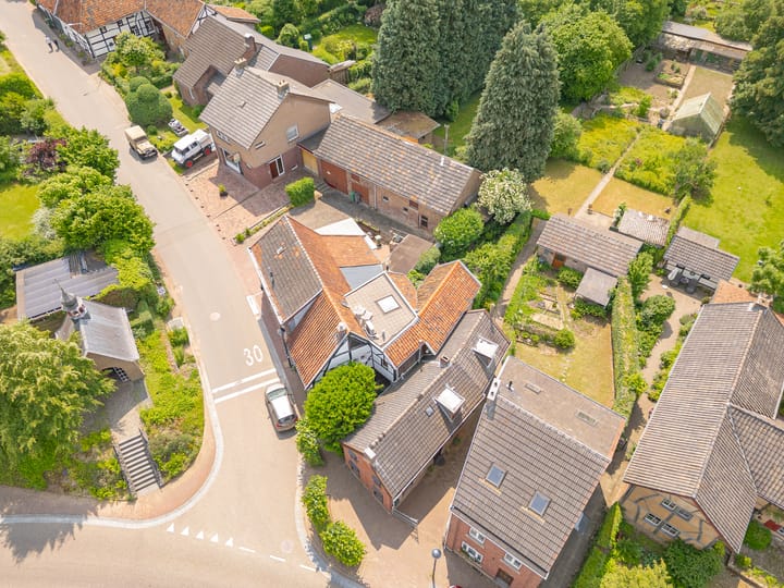 Foto 2 van Dorpsstraat 38