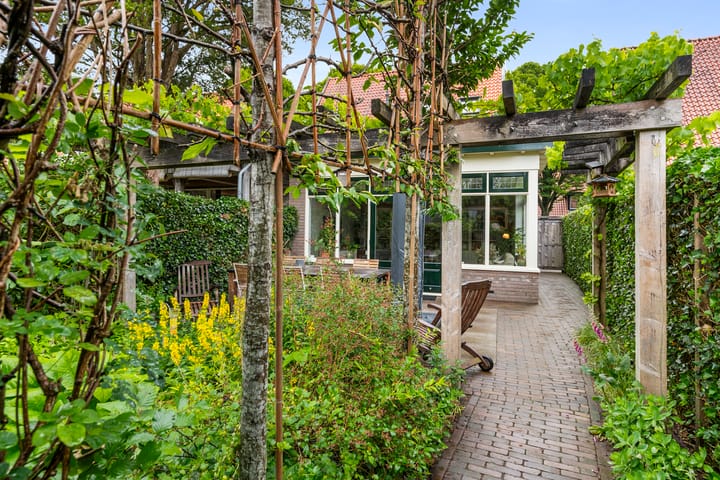 Foto 13 van Julianalaan 20