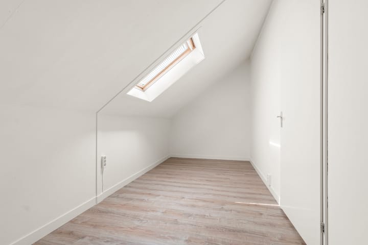 Foto 34 van Stadswal 55-B