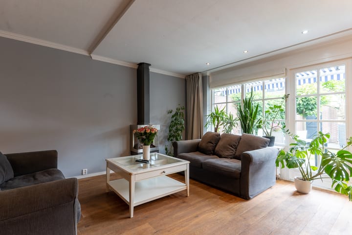 Foto 17 van E van Grevengoedhof 13