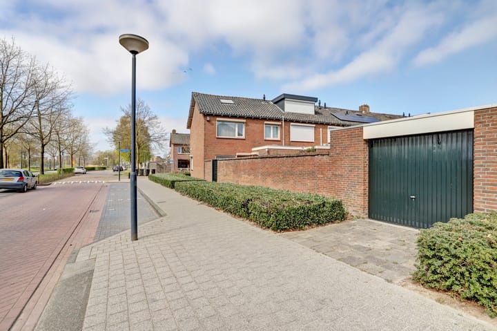 Foto 29 van van Berckenrodelaan 114