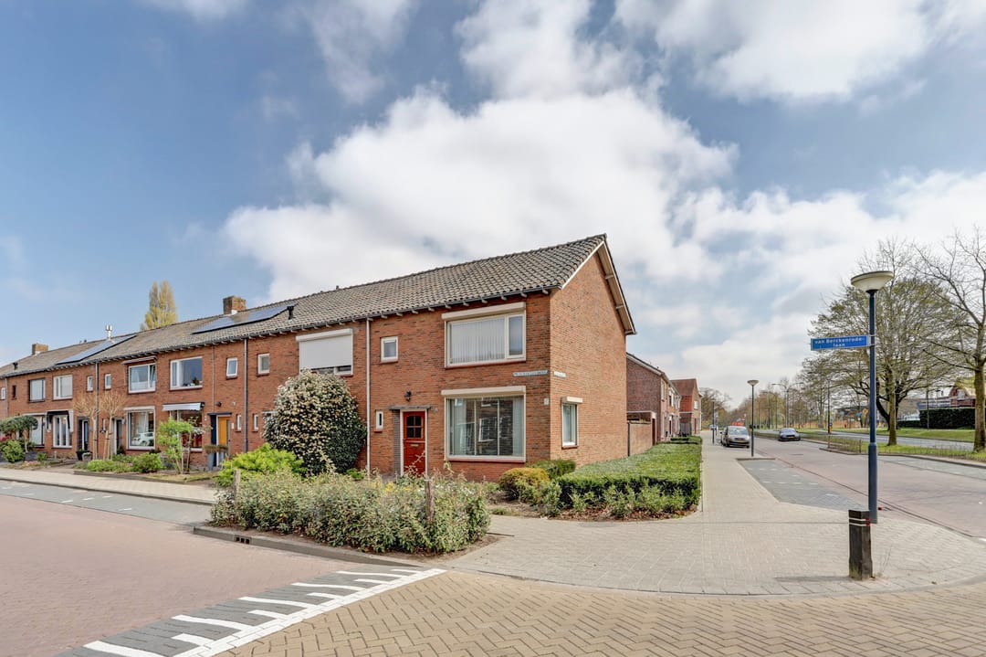 Photo 32 of van Berckenrodelaan 114