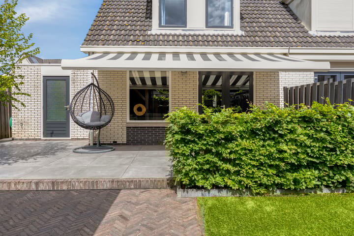 Foto 6 van Ballade 67