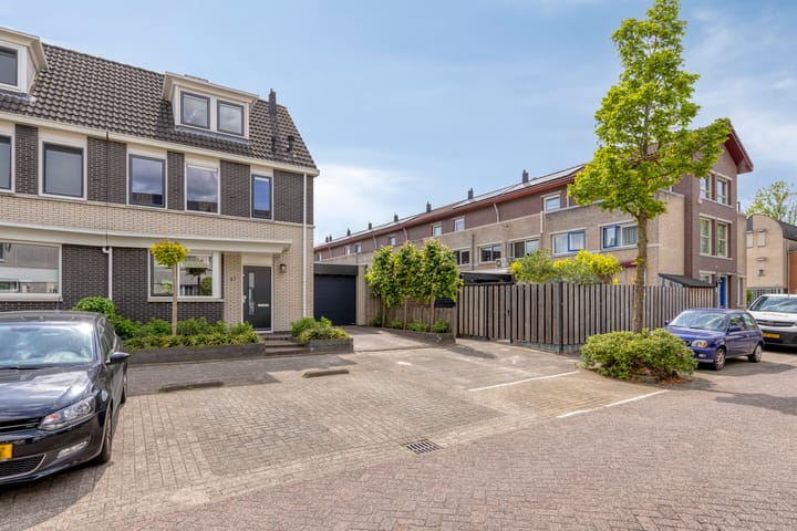 Foto 40 van Ballade 67