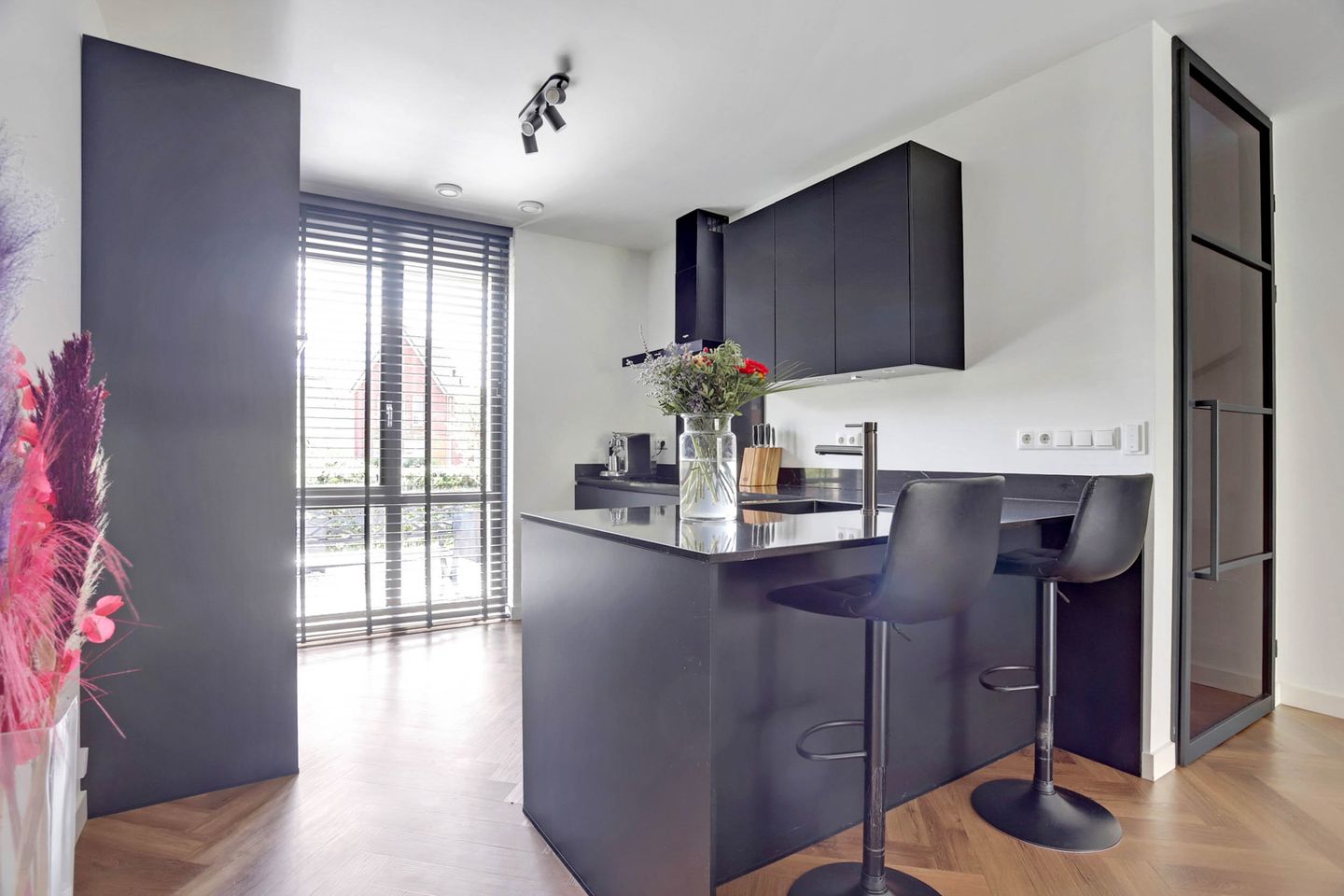 Foto 14 van Leonardo da Vincistraat 28