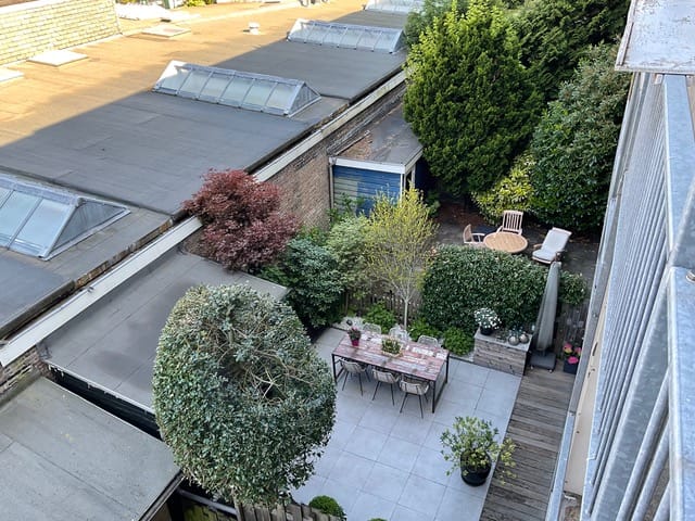 Photo 9 of Sassenheimstraat 7-2