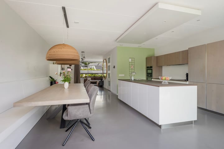 Foto 21 van Maximillastraat 19