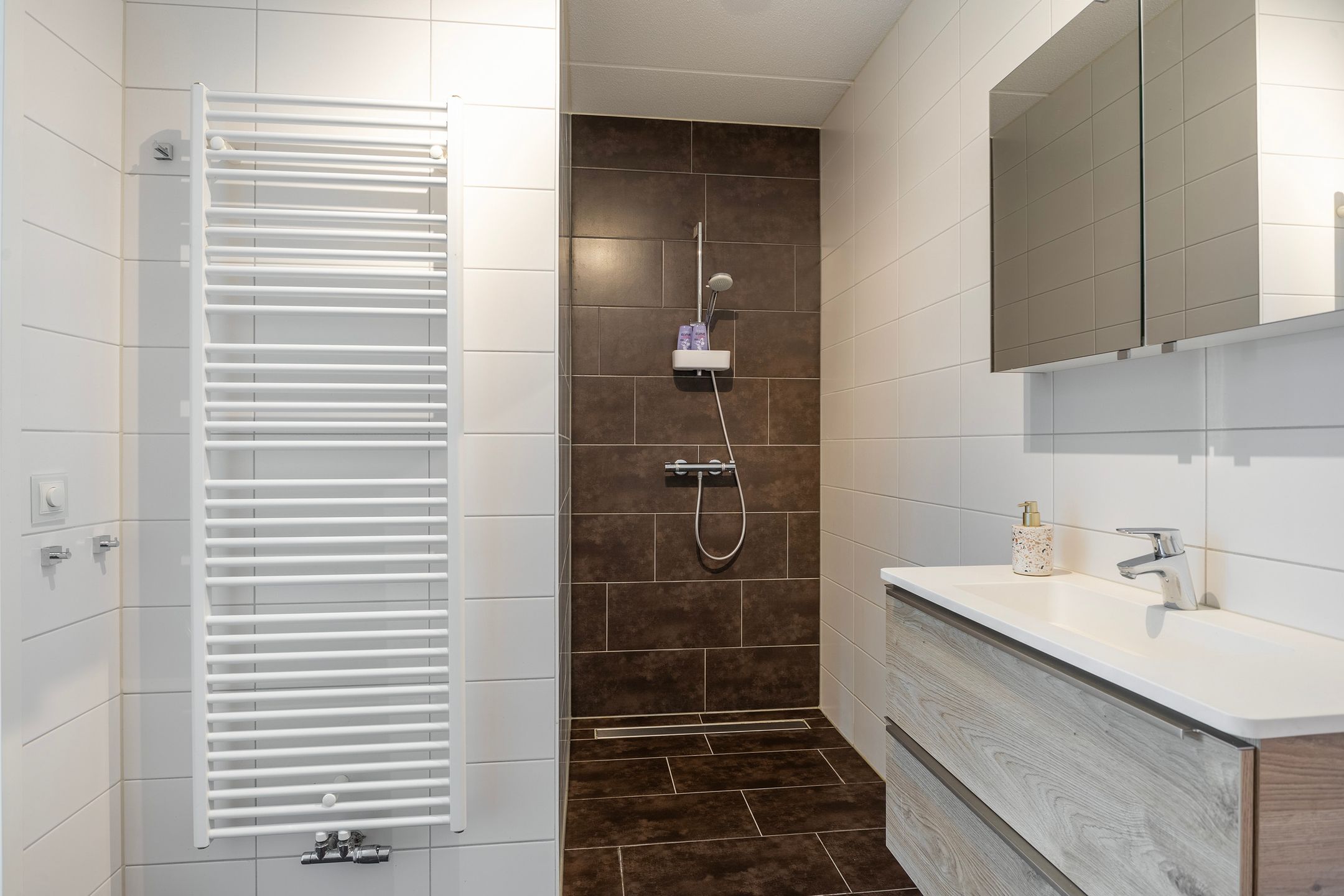 Foto 42 van Maximillastraat 19