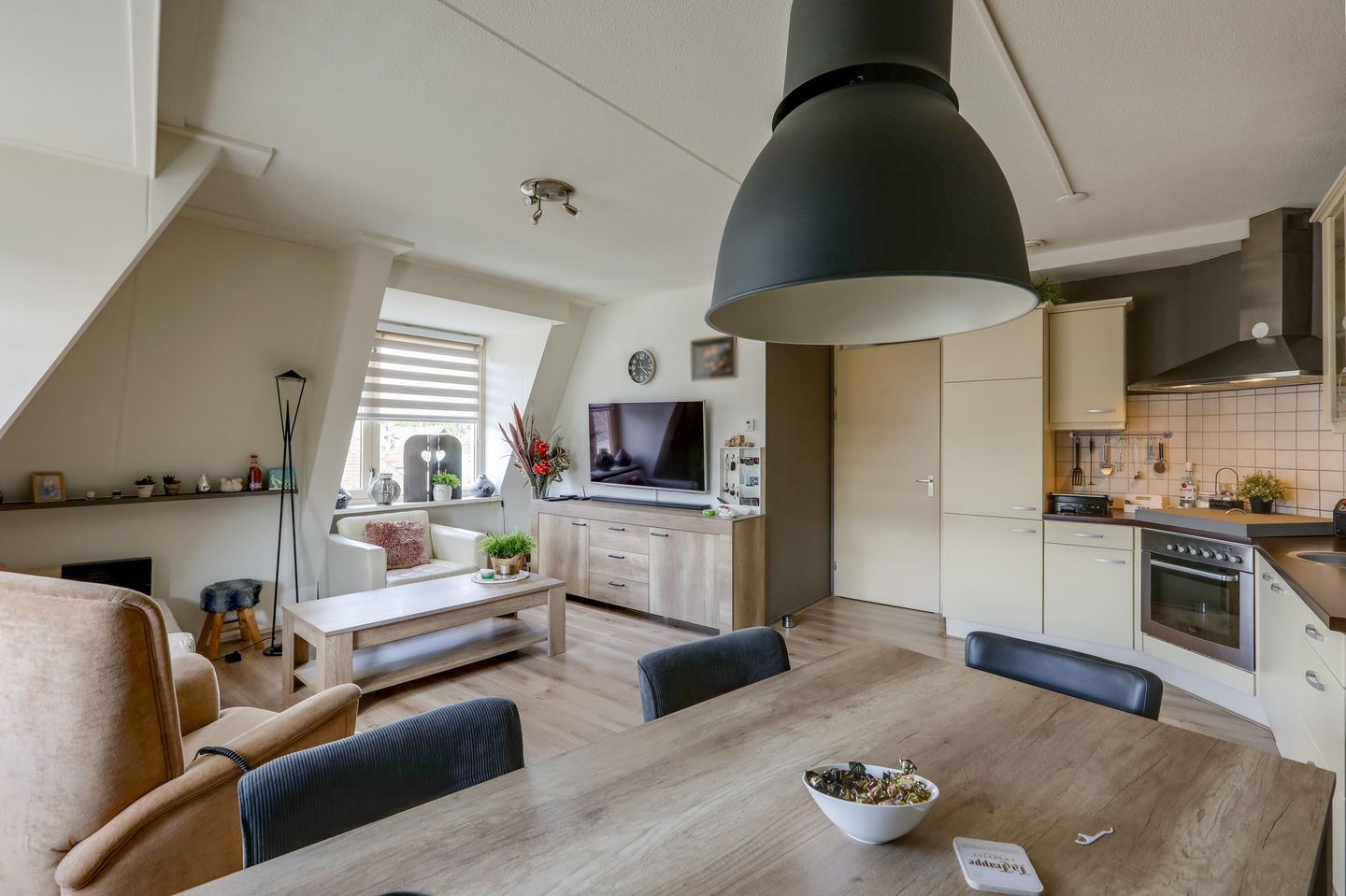 Foto 14 van Kellenstraat 33