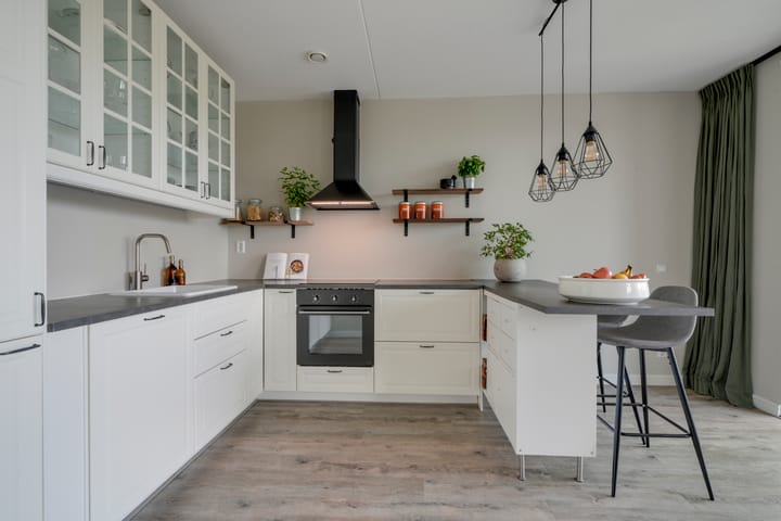 Foto 4 van San Marinostraat 123