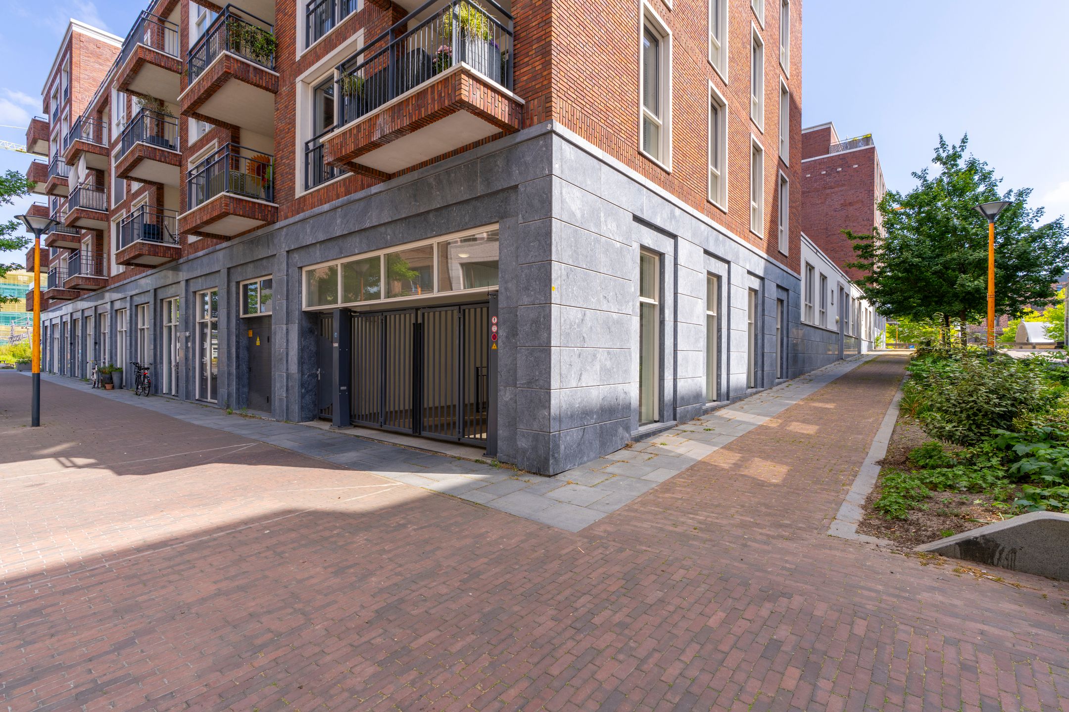 Foto 42 van San Marinostraat 123