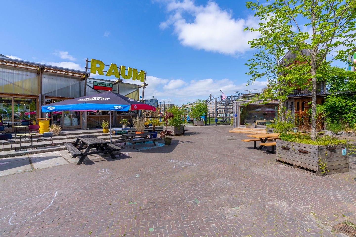 Foto 44 van San Marinostraat 123