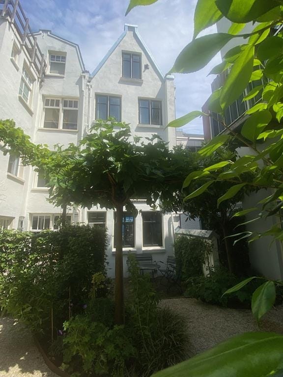 Foto 1 van Tweede Bloemdwarsstraat 16