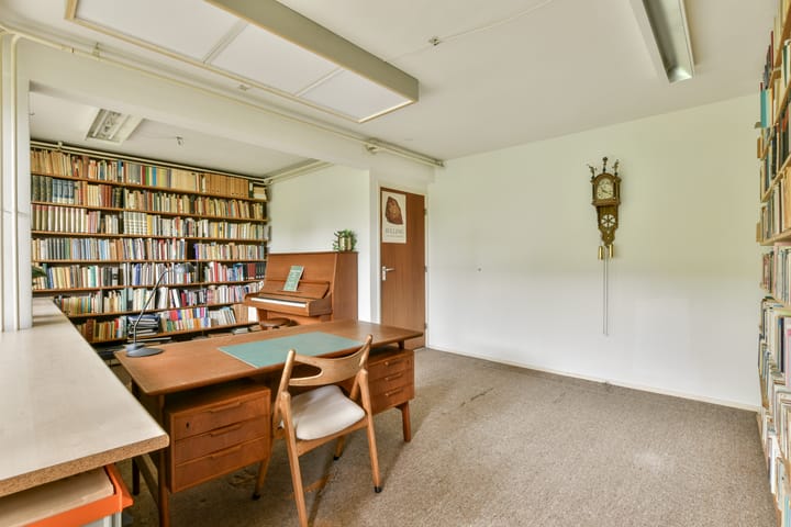 Foto 5 van Oostelijk Halfrond 110