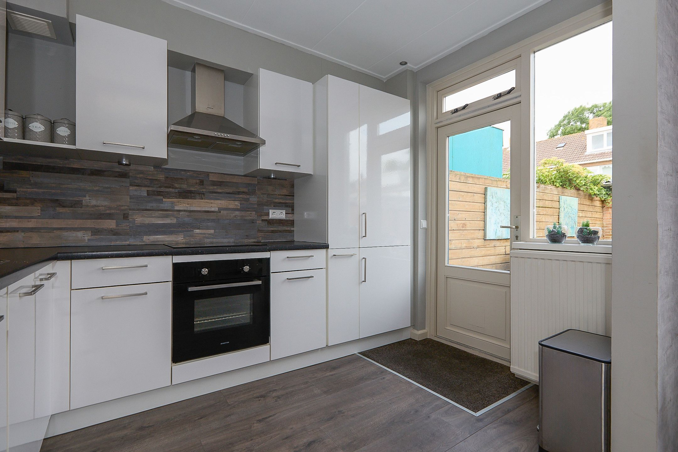 Foto 15 van Pastoor Lemeerstraat 48