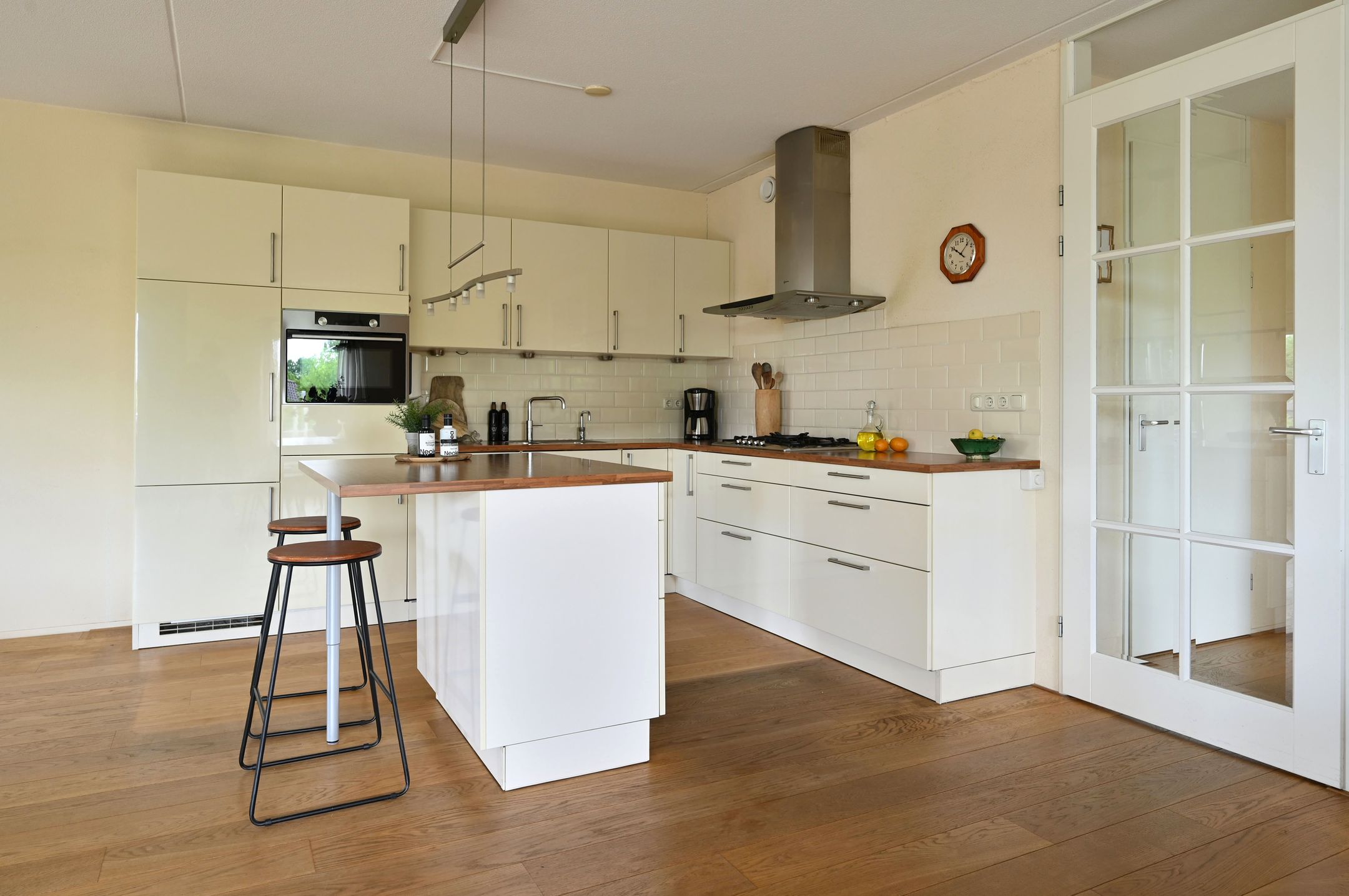 Photo 9 of Koningin Wilhelminalaan 17-C