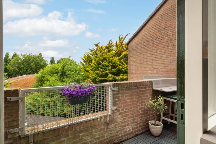 Foto 26 van Georges Bizetstraat 39