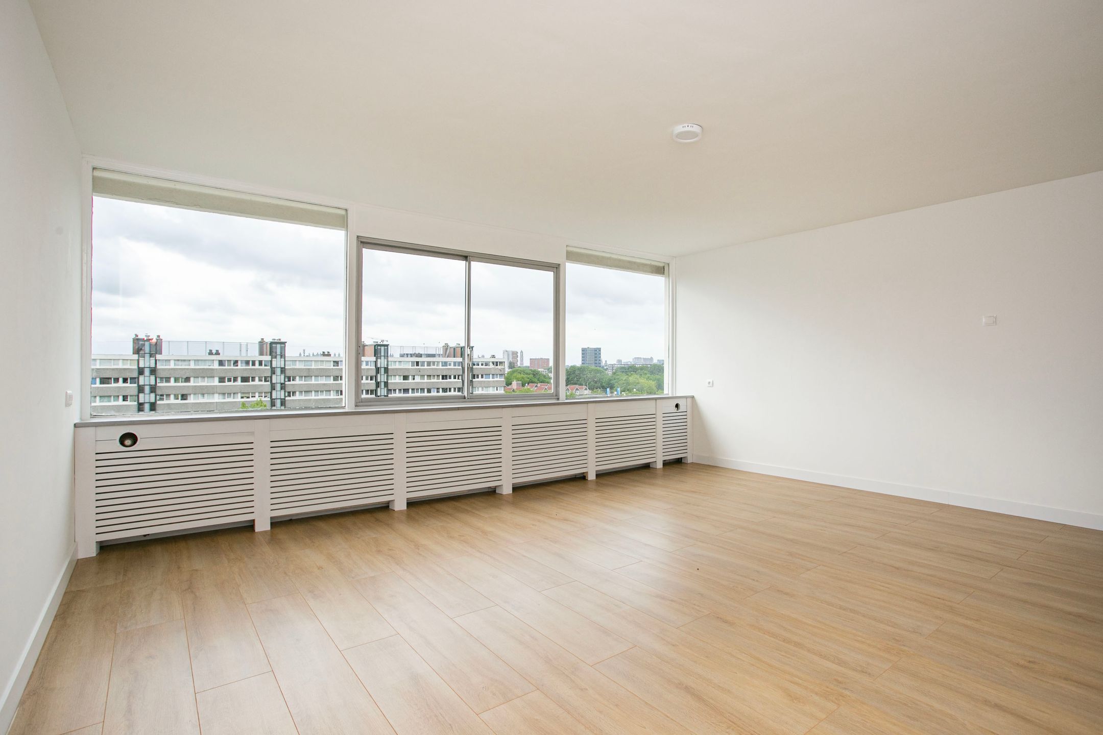 Photo 9 of Theemsdreef 354