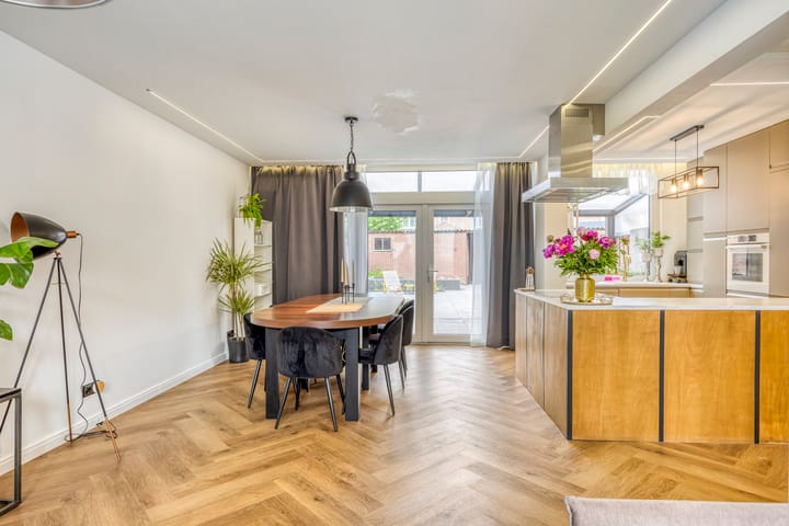 Photo 7 of Frans Halsstraat 1