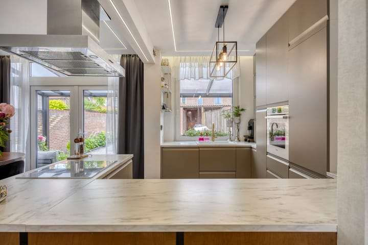 Photo 10 of Frans Halsstraat 1